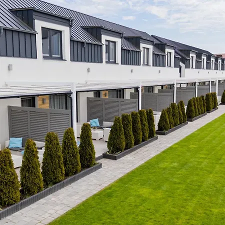 Barka - Apartamenty Premium Oraz Pokoje Blisko Plazy Karwia Exterior photo